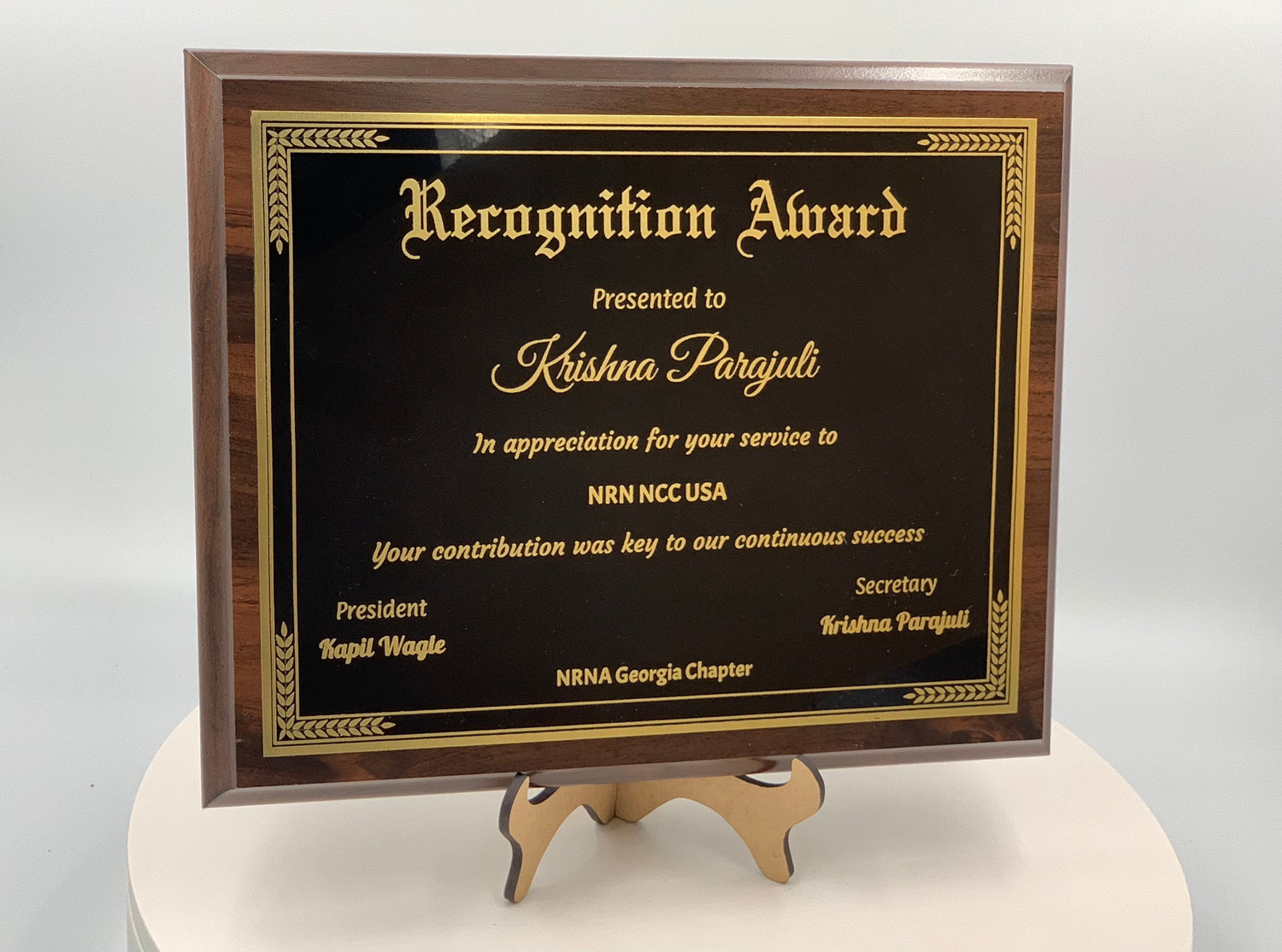 Personalized Engraved Trophy Plaque Award - Walnut / Cherry Trophy Plaque with Gold / Silver Black Metal Plate - Multiple Sizes